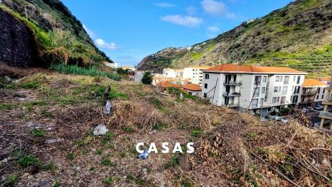 Moradia para Restaurar T6 Venda em Ribeira Brava,Ribeira Brava