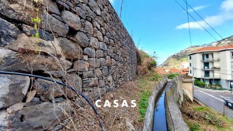 Moradia para Restaurar T6 Venda em Ribeira Brava,Ribeira Brava