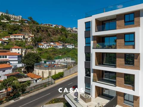 Penthouse Duplex de Luxo no Funchal, Ilha da Madeira