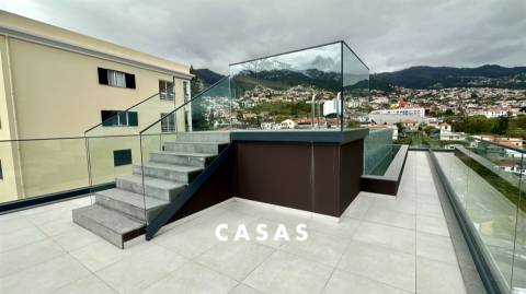 Apartamento T3 Venda em Santo António,Funchal