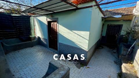 Moradia T2 Venda em Arco da Calheta,Calheta (Madeira)