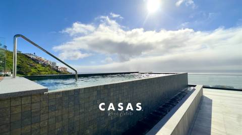 EXCLUSIVA PENTHOUSE T4 COM PISCINA PRIVADA - Funchal, Madeira Island