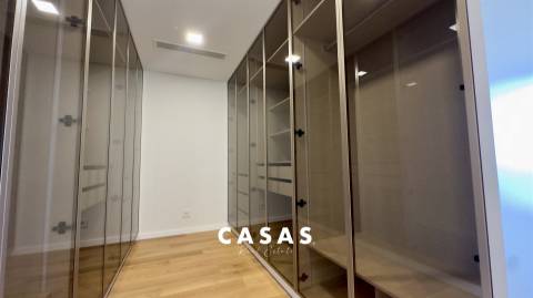 EXCLUSIVA PENTHOUSE T4 COM PISCINA PRIVADA - Funchal, Madeira Island