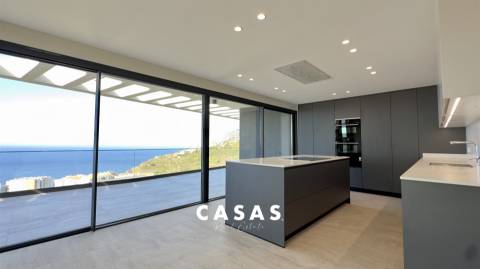 EXCLUSIVA PENTHOUSE T4 COM PISCINA PRIVADA - Funchal, Madeira Island