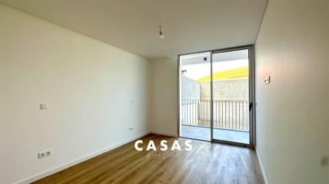 Apartamento T2 Venda em Estreito de Câmara de Lobos,Câmara de Lobos