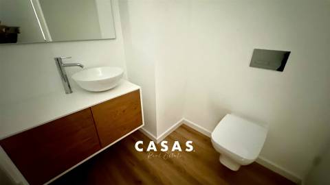 Fabuloso Apartamento T3 em Câmara de Lobos pronto a estrear