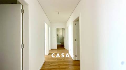 Fabuloso Apartamento T3 em Câmara de Lobos pronto a estrear