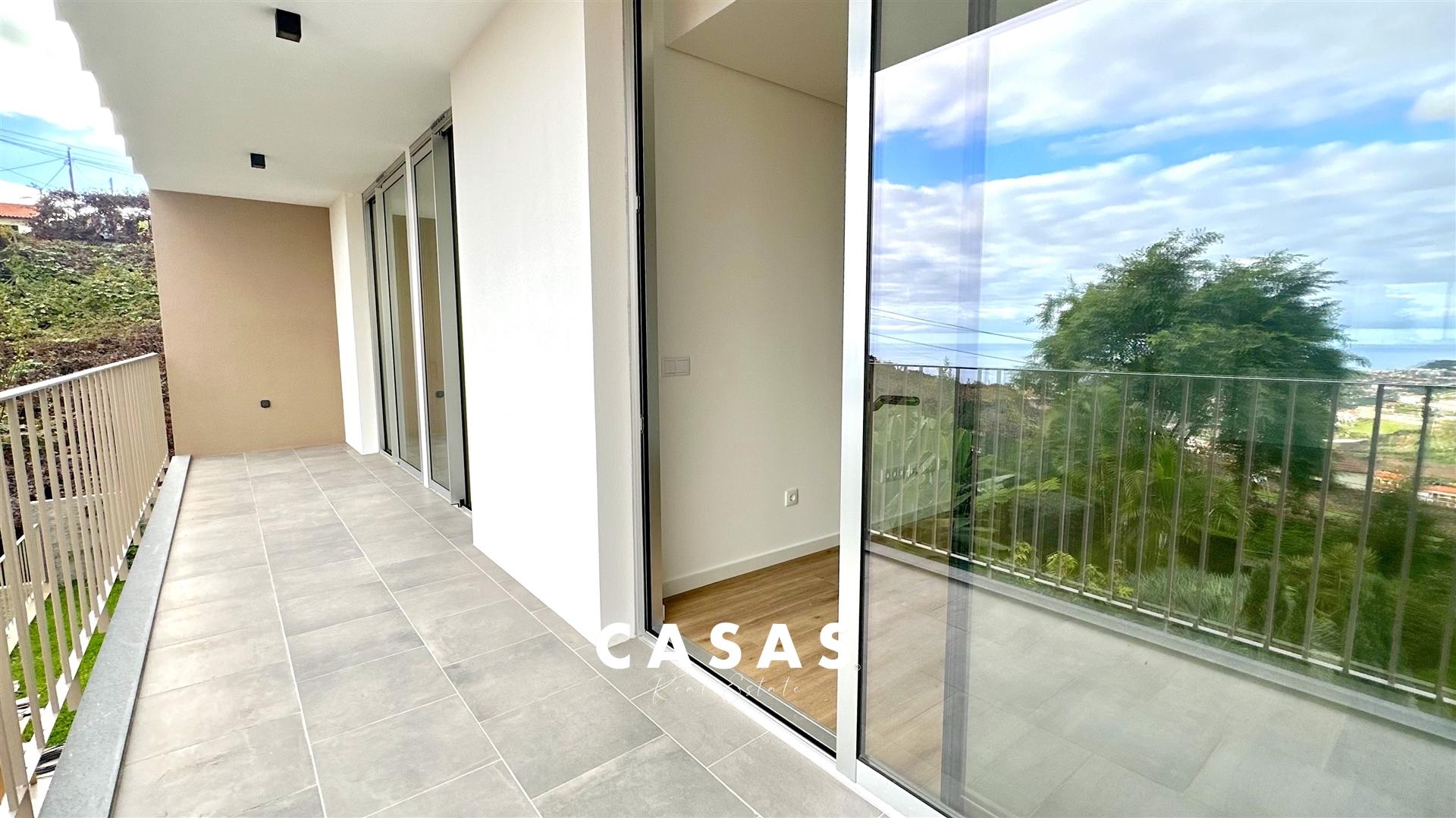 Fabuloso Apartamento T3 em Câmara de Lobos pronto a estrear