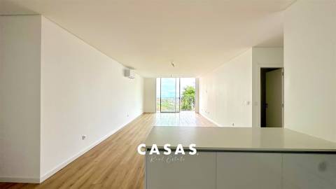 Fabuloso Apartamento T3 em Câmara de Lobos pronto a estrear