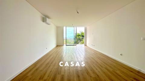 Fabuloso Apartamento T3 em Câmara de Lobos pronto a estrear
