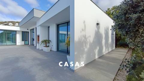 Moradia T3 Venda em Arco da Calheta,Calheta (Madeira)