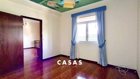 Moradia T4 Venda em Estreito de Câmara de Lobos,Câmara de Lobos