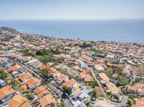 Moradia T3 Venda em Funchal (Santa Maria Maior),Funchal