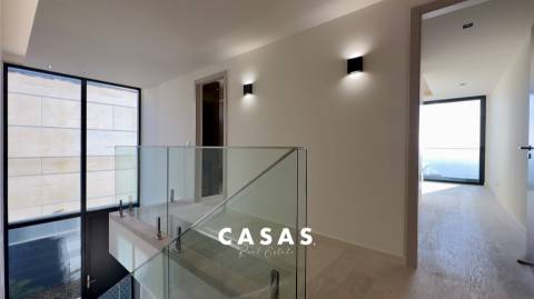 Moradia T3 com piscina e vista sobre o Funchal