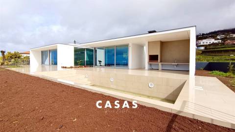 Moradia Isolada T4 Venda em Estreito da Calheta,Calheta (Madeira)