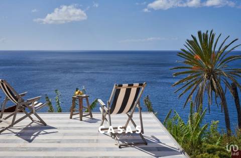 Moradia Rústica V2 com piscina em Falésia no Funchal