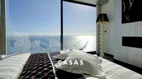 Luxuosa Villa T4 com Piscina + Apartamento T1 - Arco da Calheta