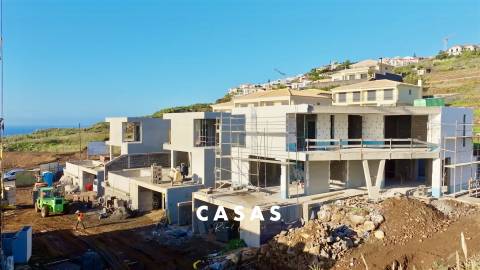 Moradias de Luxo, T4 em Caniço de Baixo, Sta. Cruz - Ilha da Madeira