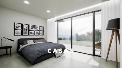 Lote de terreno com 870m2 e com projeto aprovado para construção de duas moradias na Ponta Do Pargo