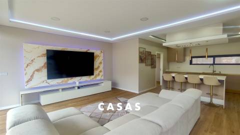 Moradia Isolada T4 Venda em Machico,Machico