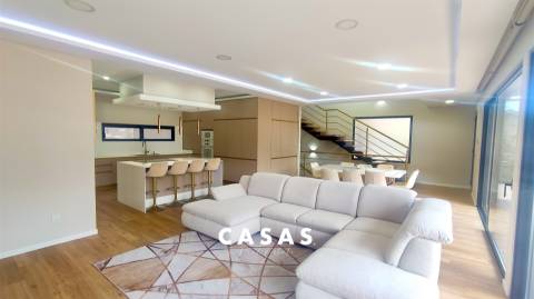 Moradia Isolada T4 Venda em Machico,Machico