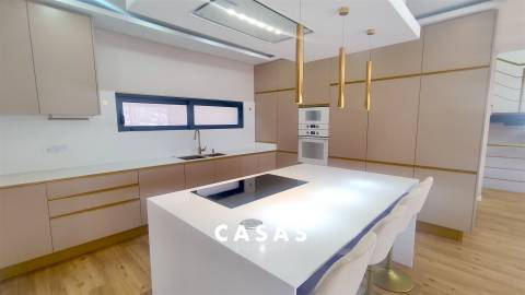 Moradia Isolada T4 Venda em Machico,Machico