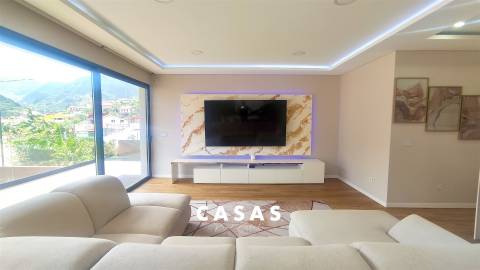 Moradia Isolada T4 Venda em Machico,Machico