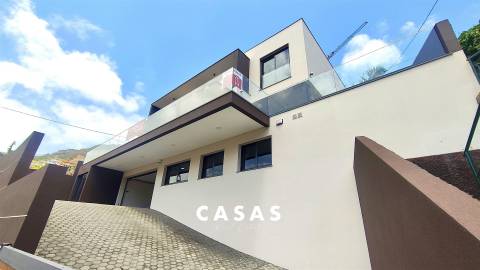 Moradia Isolada T4 Venda em Machico,Machico