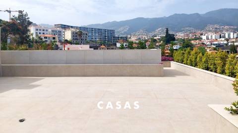 Apartamento T3 Venda em São Martinho,Funchal