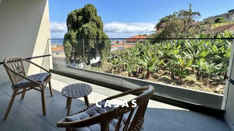 Apartamento T2 Arrendamento em Santo António,Funchal