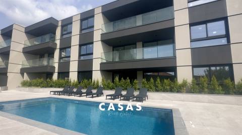 Apartamento T2 Arrendamento em Santo António,Funchal