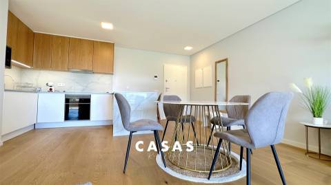 Apartamento T2 Arrendamento em Santo António,Funchal