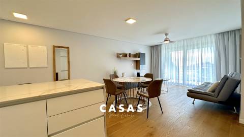 Apartamento T2 Arrendamento em Santo António,Funchal