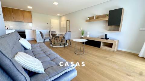 Apartamento T2 Arrendamento em Santo António,Funchal