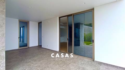 Moradia T4 Venda em Estreito da Calheta,Calheta (Madeira)