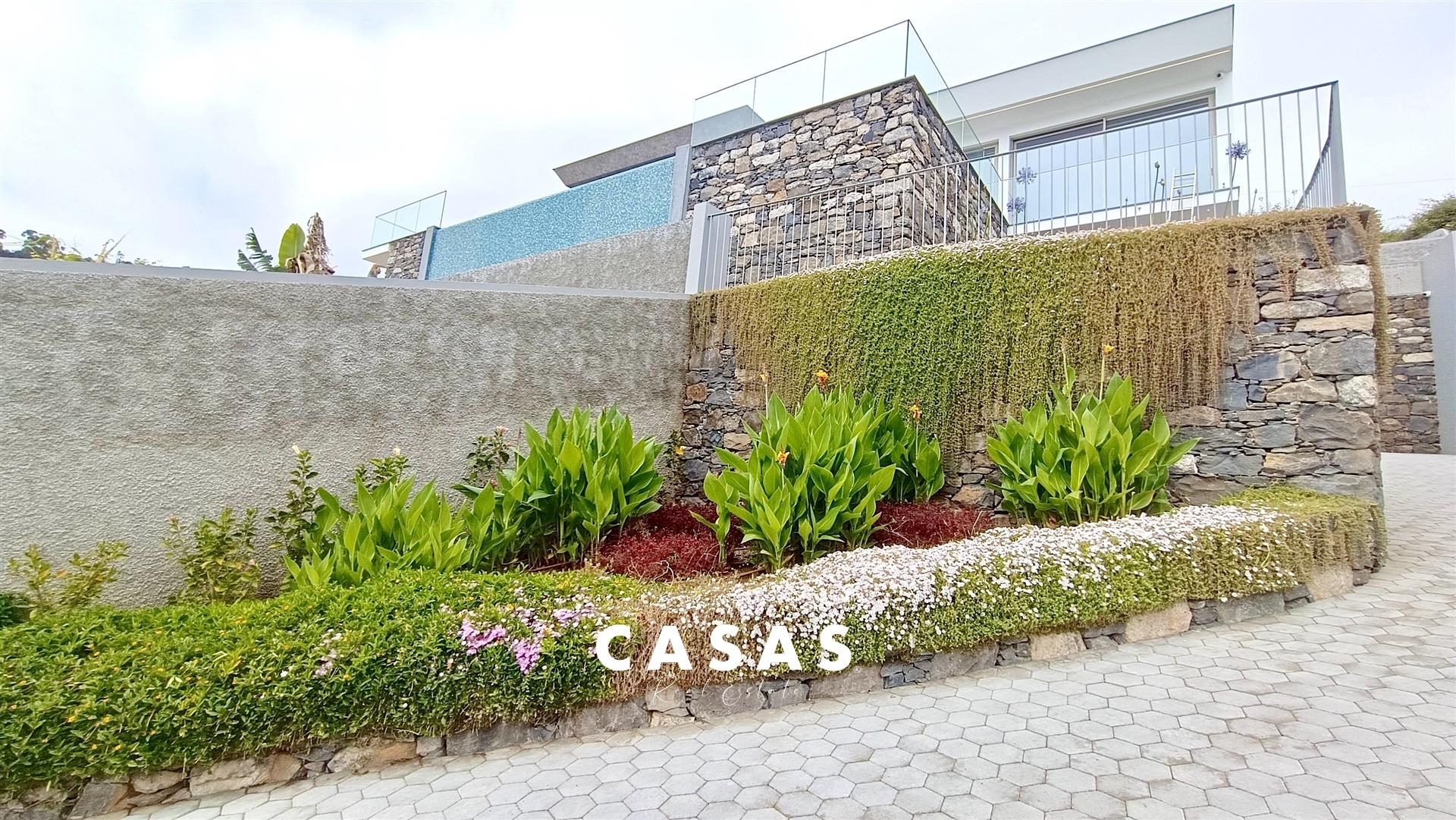Moradia T4 Venda em Estreito da Calheta,Calheta (Madeira)