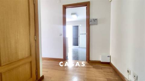 Apartamento T1 Venda em São Martinho,Funchal