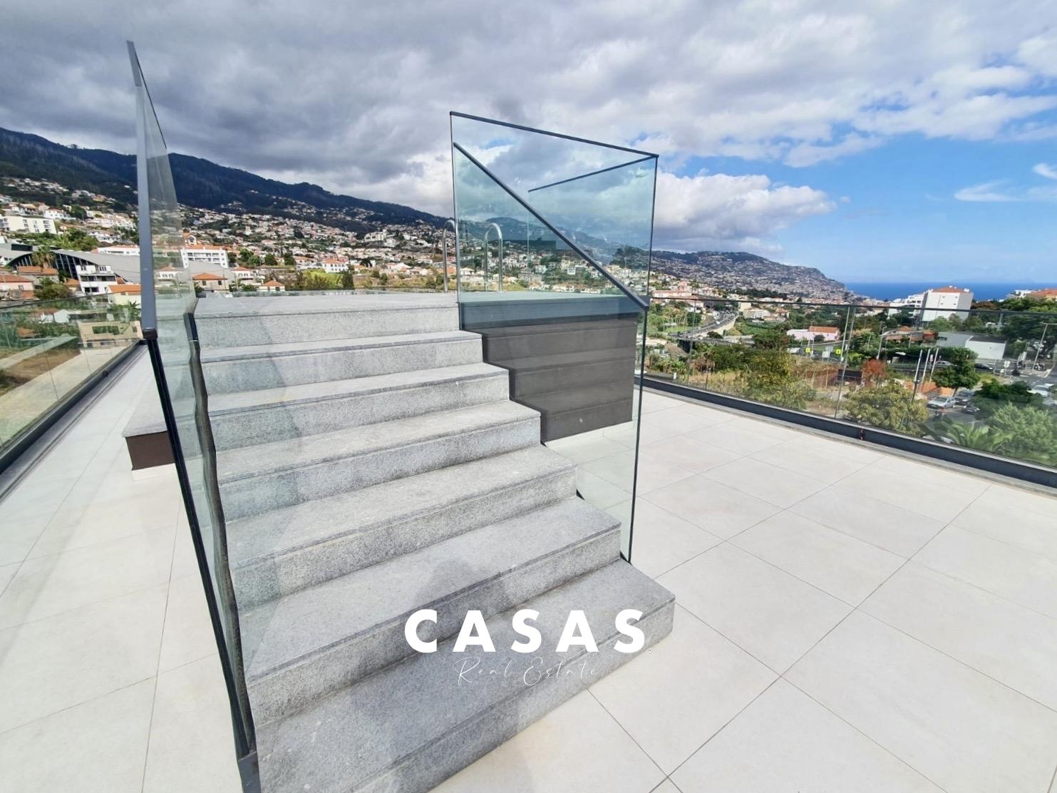 Apartamento T3 com varanda de 51,33 m² no Funchal