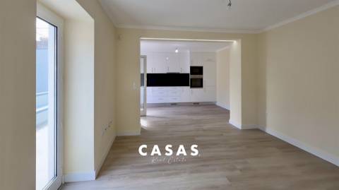 Moradia T3 Venda em Câmara de Lobos,Câmara de Lobos