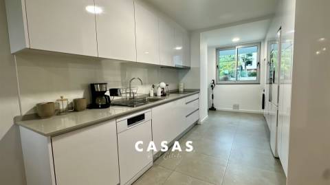 Apartamento T2 Arrendamento em São Martinho,Funchal