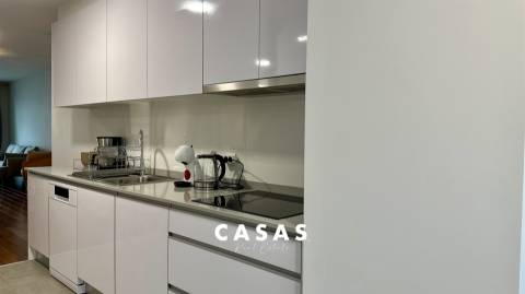 Apartamento T2 Arrendamento em São Martinho,Funchal