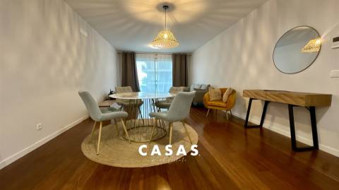 Apartamento T2 Arrendamento em São Martinho,Funchal