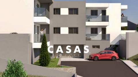 Apartamento T2 em Sto. António - Funchal