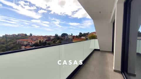 Moradia Geminada T3 Venda em Santo António,Funchal