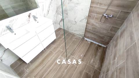 Moradia Geminada T3 Venda em Santo António,Funchal