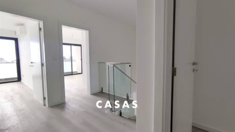 Moradia Geminada T3 Venda em Santo António,Funchal