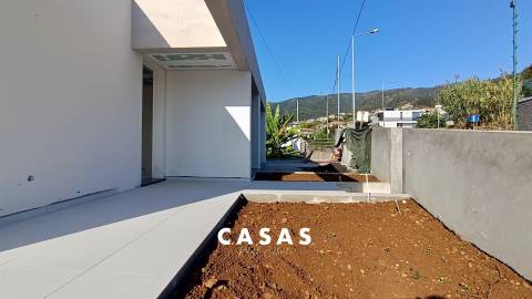 Moradia T2 Venda em Arco da Calheta,Calheta (Madeira)