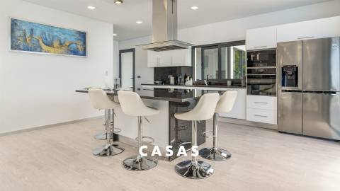 Moradia T3 Venda em Arco da Calheta,Calheta (Madeira)