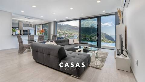 Moradia T3 Venda em Arco da Calheta,Calheta (Madeira)