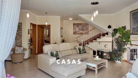 Moradia Geminada T3 Venda em Arco da Calheta,Calheta (Madeira)